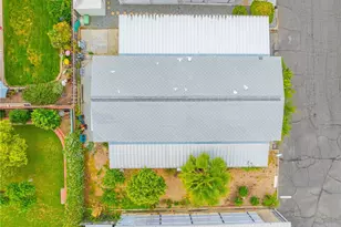 881 N Lake, Hemet, CA 92544 - Photo 37