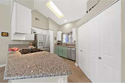 23891 Via Astuto, Murrieta, CA 92562 - Photo 15