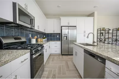 2431 Gunner Ridge Way, Rialto, CA 92377 - Photo 5