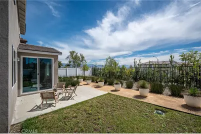 2431 Gunner Ridge Way, Rialto, CA 92377 - Photo 19