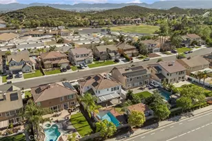 27497 Yellowwood Way, Murrieta, CA 92562 - Photo 65