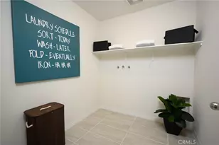 2433 Gunner Ridge Way, Rialto, CA 92377 - Photo 17