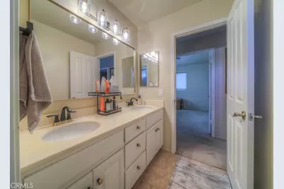 25220 Corte Sur, Murrieta, CA 92563 - Photo 43