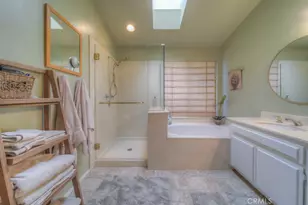 25220 Corte Sur, Murrieta, CA 92563 - Photo 35