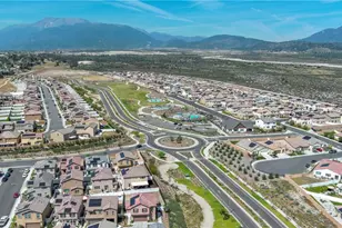 2435 Gunner Ridge Way, Rialto, CA 92377 - Photo 21