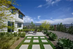 2435 Gunner Ridge Way, Rialto, CA 92377 - Photo 17