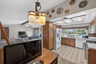 2218 Redwood Dr, Hemet, CA 92545 - Photo 13