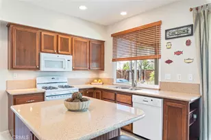 39909 Candy Apple, Murrieta, CA 92562 - Photo 13