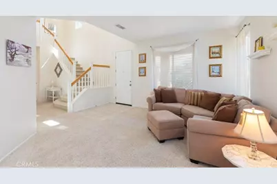 39909 Candy Apple, Murrieta, CA 92562 - Photo 9