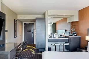 207 Fifth Ave, San Diego, CA 92101 - Photo 3