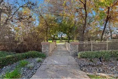 1394 Via La Presa, Hemet, CA 92545 - Photo 43