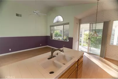40429 Via Camposeco, Murrieta, CA 92562 - Photo 7