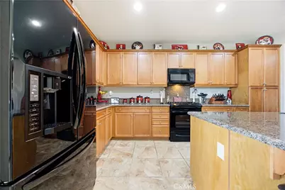 27073 N Bay Lane, Menifee, CA 92585 - Photo 11