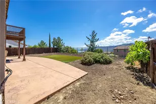 15475 Solstice Ct, Lake Elsinore, CA 92530 - Photo 35