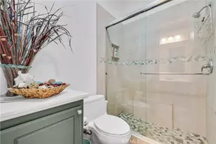 45407 Callesito Altar, Temecula, CA 92592 - Photo 17