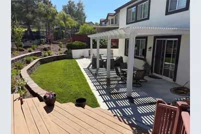 38429 Clearbrook Drive, Murrieta, CA 92563 - Photo 5
