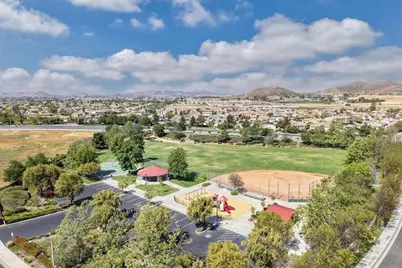 34413 Waltham, Winchester, CA 92596 - Photo 43