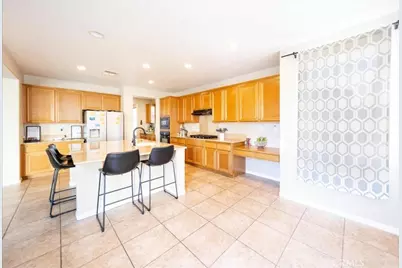 34413 Waltham, Winchester, CA 92596 - Photo 19