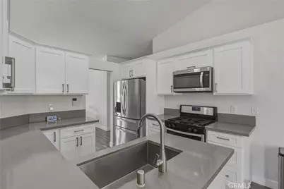 23205 Wildwood, Perris, CA 92570 - Photo 9