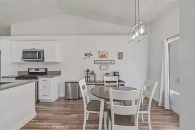 23205 Wildwood, Perris, CA 92570 - Photo 7