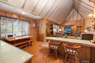 29059 Hook Creek Rd, Cedar Glen, CA 92321 - Photo 13