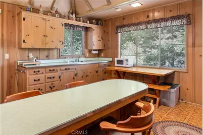 29059 Hook Creek Road, Cedar Glen, CA 92321 - Photo 11