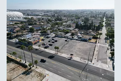 10500 S Prairie Avenue, Inglewood, CA 90303 - Photo 3