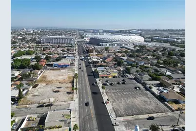10500 S Prairie Avenue, Inglewood, CA 90303 - Photo 17
