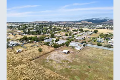514 E Victory, Banning, CA 92220 - Photo 51