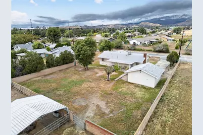 514 E Victory, Banning, CA 92220 - Photo 53