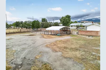 514 E Victory Avenue, Banning, CA 92220 - Photo 57