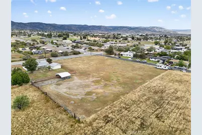 514 E Victory Avenue, Banning, CA 92220 - Photo 53