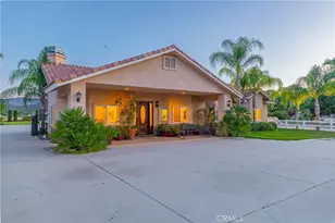 30550 Stein Way, Hemet, CA 92543 - Photo 5