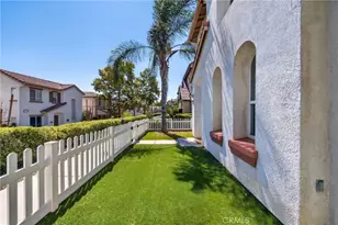 27737 Bluebell Ct, Murrieta, CA 92562 - Photo 5