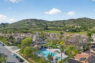 27737 Bluebell Ct, Murrieta, CA 92562 - Photo 25