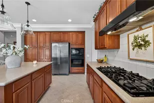 35875 Murano, Murrieta, CA 92562 - Photo 15
