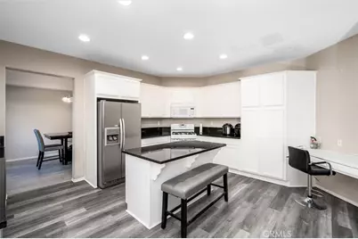 37867 Shady Maple, Murrieta, CA 92563 - Photo 9