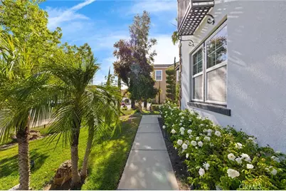 30214 Trois Valley, Murrieta, CA 92563 - Photo 5