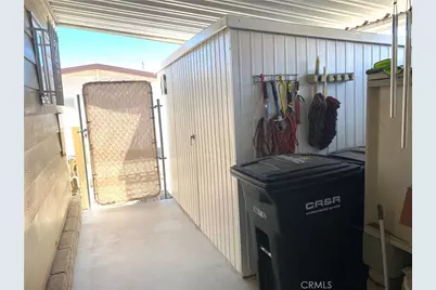 1053 W Johnston Avenue, Hemet, CA 92543 - Photo 55