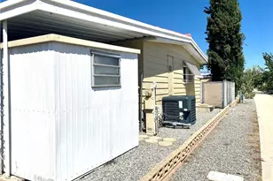 1053 W Johnston Ave, Hemet, CA 92543 - Photo 45