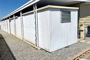 1053 W Johnston Ave, Hemet, CA 92543 - Photo 49