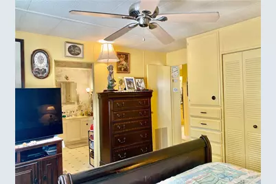 1053 W Johnston Avenue, Hemet, CA 92543 - Photo 33