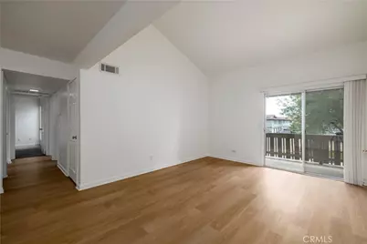 2536 White Oak Pl #2, Escondido, CA 92027 - Photo 7