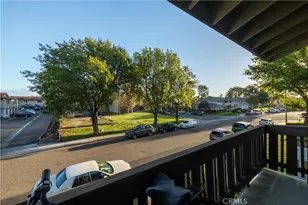 2536 White Oak Pl, Escondido, CA 92027 - Photo 15