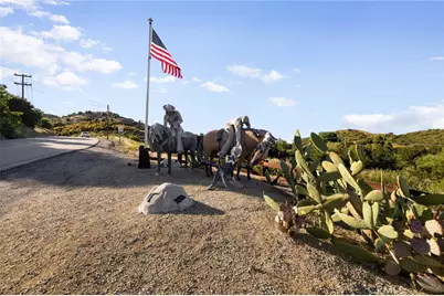 38550 King Court, Murrieta, CA 92562 - Photo 23