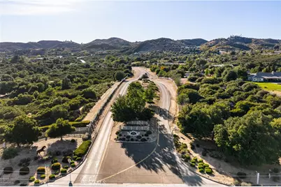 38550 King Court, Murrieta, CA 92562 - Photo 21