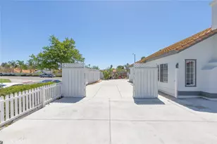 39516 Garin Dr, Murrieta, CA 92562 - Photo 9