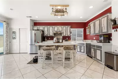 1169 Broadway, Hemet, CA 92545 - Photo 11