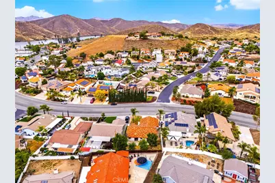 29101 Vacation, Canyon Lake, CA 92587 - Photo 45