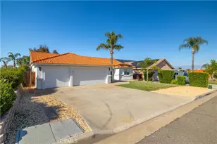 24064 Cruise Circle, Canyon Lake, CA 92587 - Photo 3